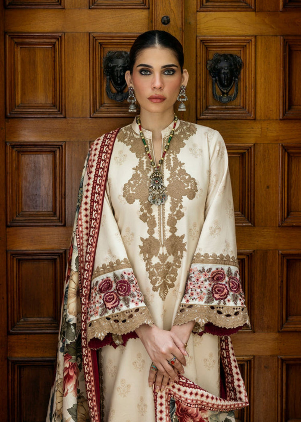 3 Piece Stitched Women's Embroidery Lawn Suit - Ready To Wear