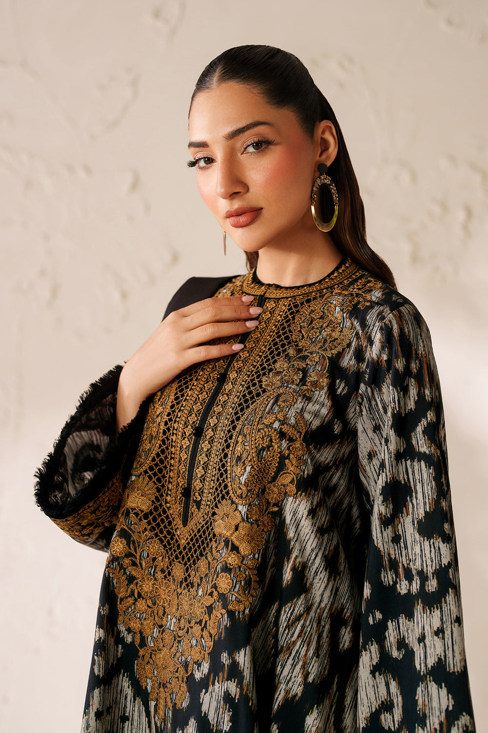 3 Piece Stitched Lawn Suit - Ready To Wear